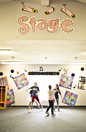 Kids dancing on stage