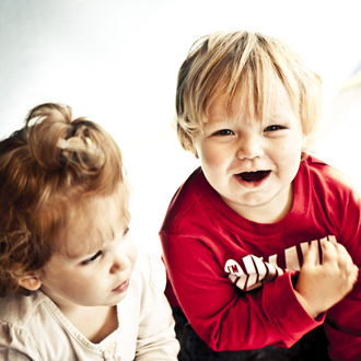 Two toddler children.